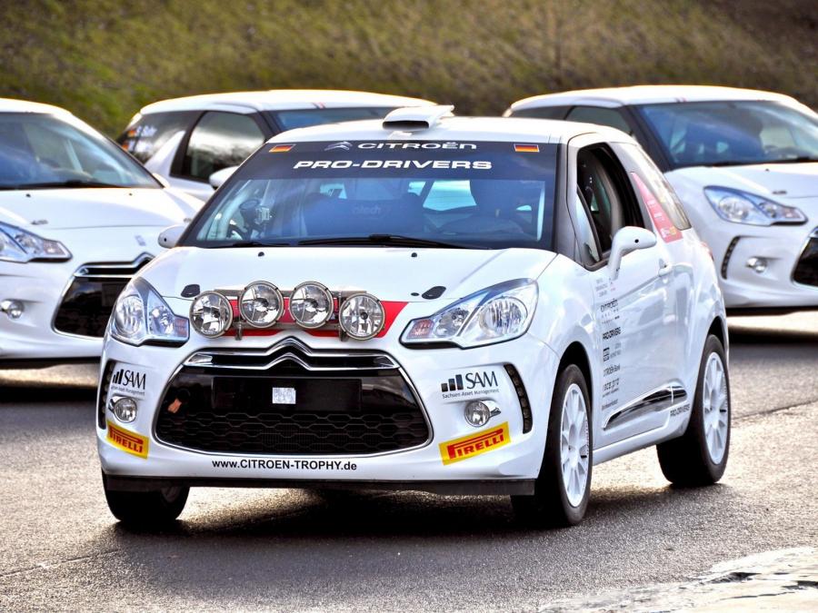  Citroen DS3 R1 2013 года  (фото 3 из 5)
